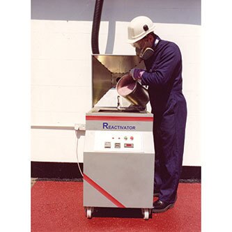 Indicating Silica Gel: Orange vs. Blue - AGM Container Controls